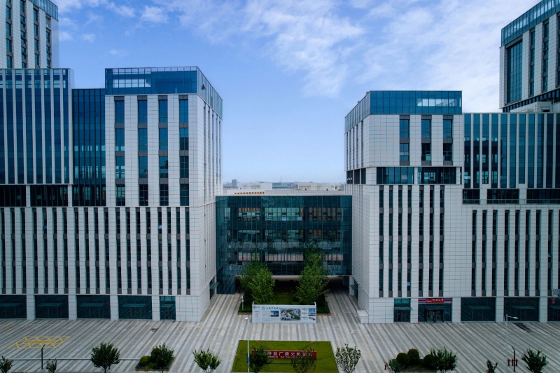 彭州市經(jīng)開區(qū)雙湖科技孵化園